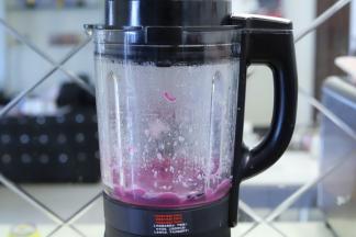 当果蔬功能结束后，提示音响，浓稠的紫薯泥就做好了。