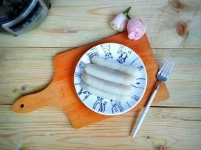 没有加淀粉，全鱼肉做成的肠又嫩又滑
