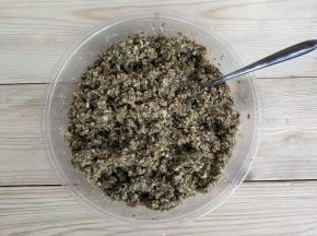 妈妈用过后对这台料理机相当的满意，说绞出来的肉比外面的肉末更细腻，重点是自己做的肉末放心吃，外面的机器有几脏是看不到的。还教会她将蔬果类切片、切丝，谷物类打成粉，开心得她是连连赞口不绝呀，看着她满意我们就开心了。