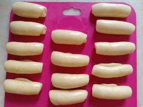 14个依次卷好，盖保鲜膜。