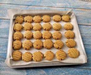 香浓酥脆的花生酱小饼干就做好啦