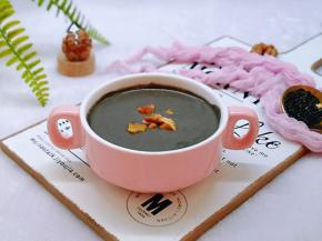 装饰了一些核桃碎！