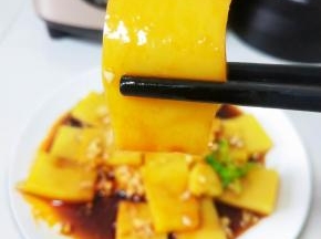 成品。晶莹剔透，味美爽口。