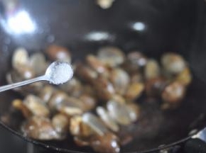 最后加盐出锅。