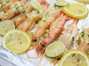 结束提示音响后，拿出烤盘