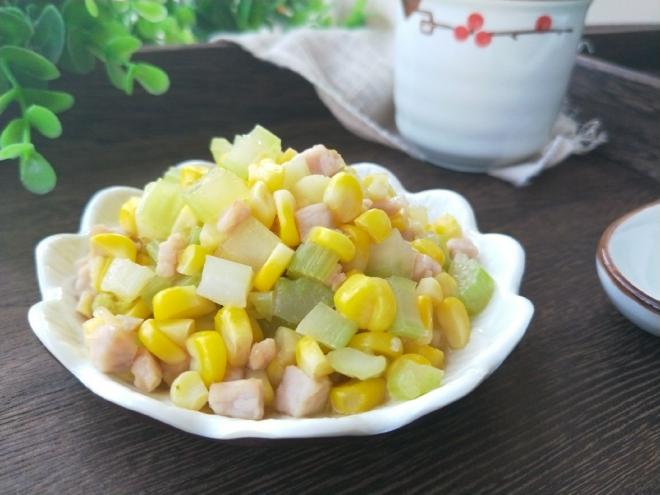 西芹肉末玉米