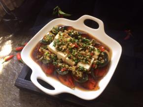 皮蛋的味道特别，你敢尝试吗？