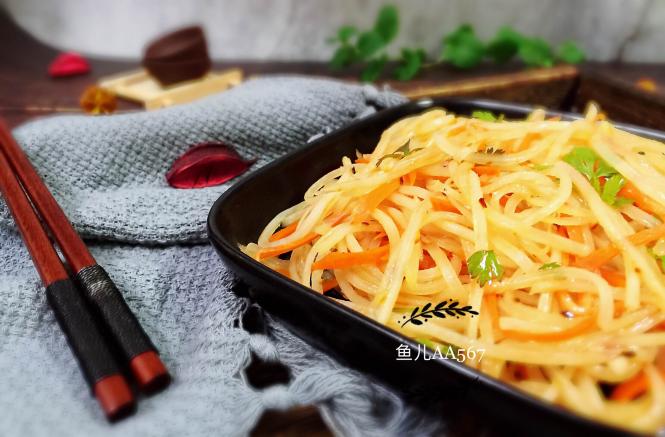 炝拌土豆丝