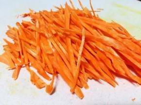 胡萝卜切丝