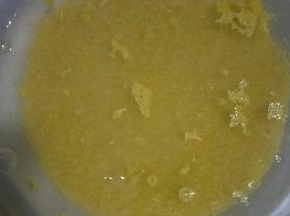 首先把小米淘洗干净