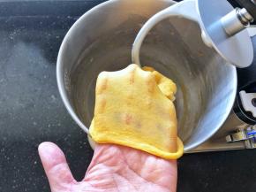 5、和面结束后，面团达到完全扩展阶段。