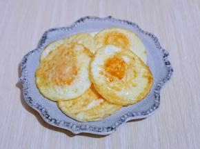 做好的荷包蛋，放旁边备用！