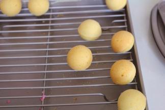 出炉立即脱模，晾凉