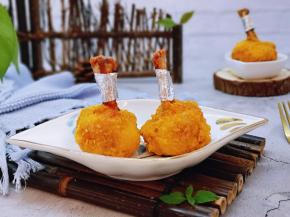 宝贝就在旁边等着，看着说好好吃！哈哈