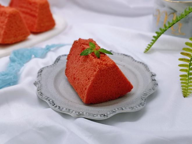 7寸中空红丝绒蛋糕