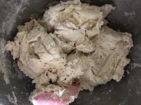 和到没有干粉 静置半小时 充分水合