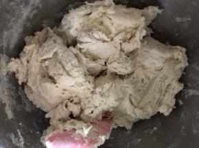 和到没有干粉 静置半小时 充分水合