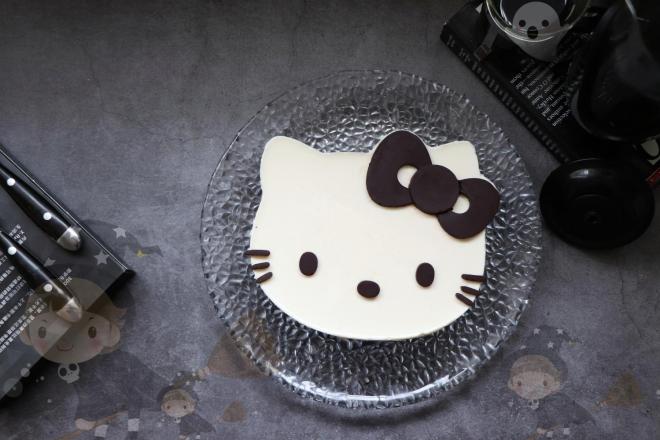 预热万圣节，KT也来凑热闹，双色巧克力慕斯