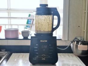 3、启动自动搅打功能10秒钟。