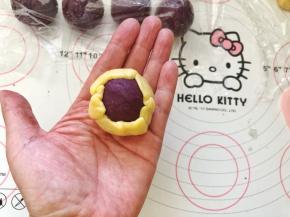 17、向上慢慢收紧收口。