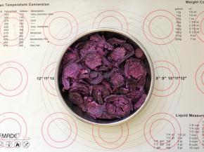 2、取出放凉后称取350克。