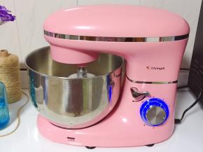 开启厨师机3档进行和面，揉成面团