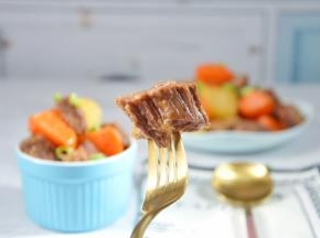 看看这牛肉的纹理，是不是超有食欲