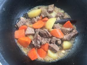 收至汤汁减少即可