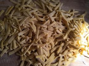 撒面粉抖开