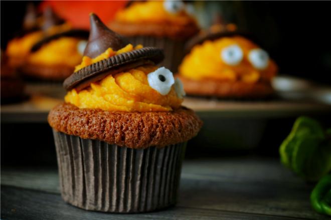 万圣节鬼怪蛋糕