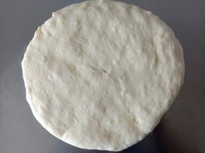 7.取出排气 后盖保鲜膜松弛15分钟
