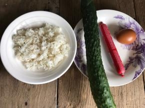 洗净备好食材