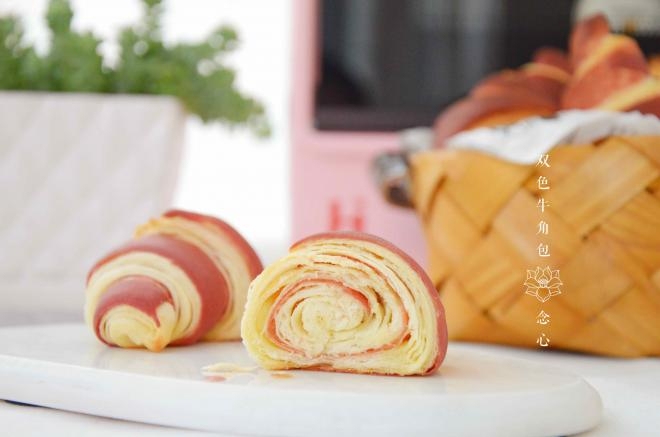 双色牛角酥