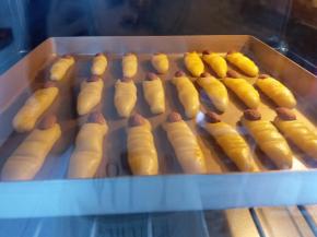 上下火180度烘烤30分钟左右