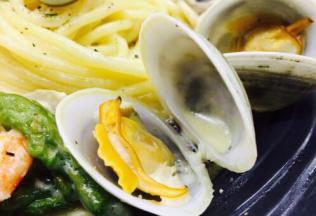 蘸满白汁的青蛤诱人吧？