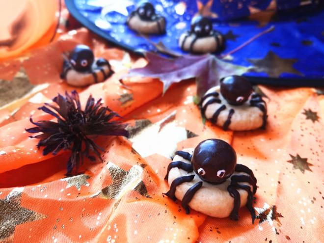 万圣节的小蜘蛛