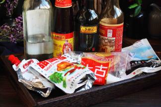 温馨提示：因为所用调料品牌各有不同，咸度和颜色也有所不同，所以调料的量仅作参考。