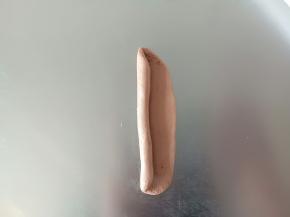 12. 沿长边卷起来
