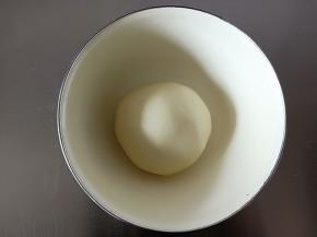 6.将面团放到温暖的地方进行一发
