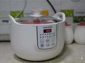 选择煲汤模式，再预约一下自己想要吃的时间，就可以啦。
