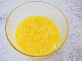 搅拌至糖粉融化
