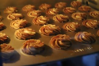 再次按下开始键，开始烘烤