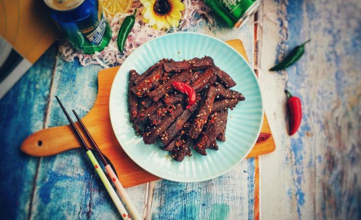 川香麻辣牛肉干