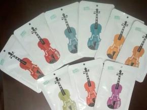 烧烤10分钟左右取出，翻面刷蜂蜜，再次 放入烤箱烤。