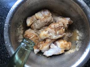 加入料酒调味料