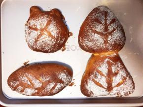 烤箱预热180度，烤20分钟即可。