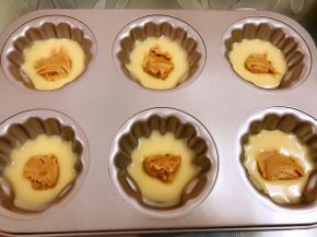 放入一勺颗粒花生酱