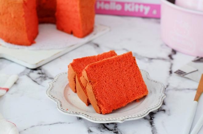 8寸中空红丝绒戚风蛋糕