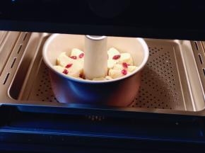 再次送入蒸烤箱进行发酵!恒温发酵,40°40分钟!