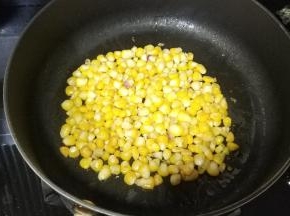 守粟米粒聚在一起